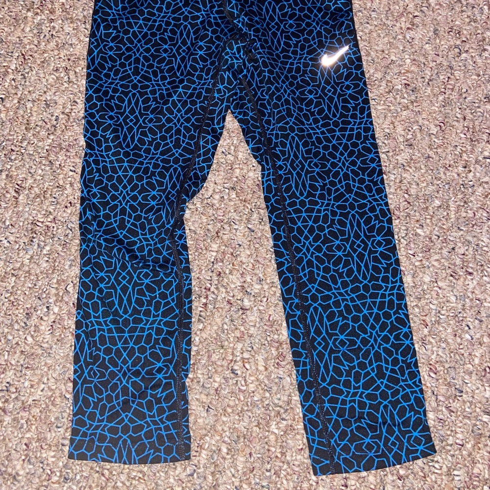 Nike women’s capris
